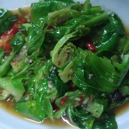 ข้าวราดผัดแขนง