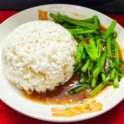 ผัดผักบุ้ง(ไม่ใส่เนื้อสัตว์)