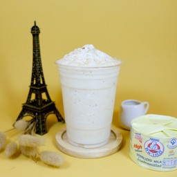 นมหมีเนสวีต้า