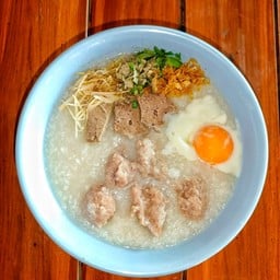 โจ๊กหมูไข่ลวก