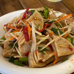 ตำปูปลาร้าหมูยอ