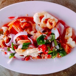 ยำสามกรอบ