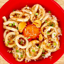 ข้าวกระเทียมไข่ดอง