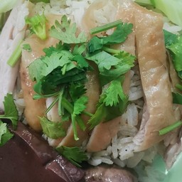 ขวัญ ข้าวมันไก่