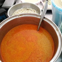 ขนมจีนน้ำยาปลาสด