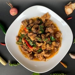 อาหารป่า ครัวแอบเผ็ด ห้วยโป่ง