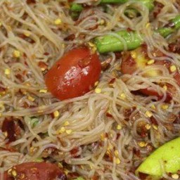 ตำขนมจีนปูปลาร้า