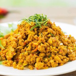 คั่วกลิ้งหมู มีข้าว