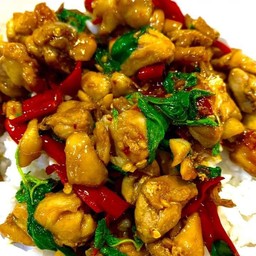 กระเพราไก่