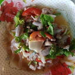 ยำไส้อ่อน