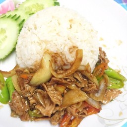 ร้านข้าวแม่พวง ตามสั่งแม่พวง ท่าเรือ ถลาง