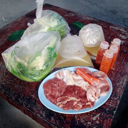 ชุดเซ็ตหมูกระทะ 2kg (2-4 คน)