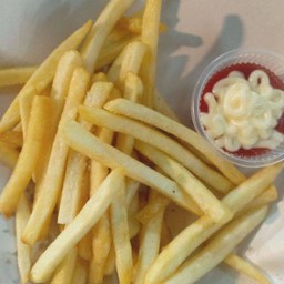 ้เฟรน์ฟราย