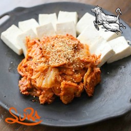 두부김치 Dubukimchi Bean Curd with Stir-fried Kimchi_B6