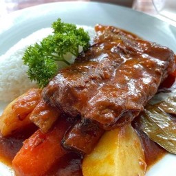 ข้าวสตูว์ซี่โครงหมู