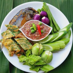 ชุดผักน้ำพริกกะปิ