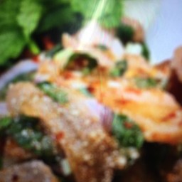 ข้าว+ยำคอหมูย่าง