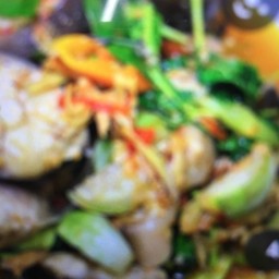 ข้าว+ผักพริกแกงเขียวหวานปลาดุก