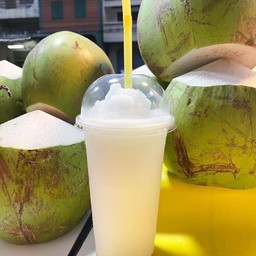 น้ำมะพร้าวปั่นนมสด