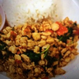 กระเพราหมูสับ(กับข้าว)