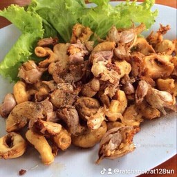 ไส้อ่อนทอดกระเทียม