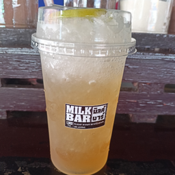 มะนาวโซดาเย็น