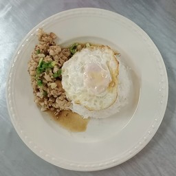 ข้าวทอดกระเทียม