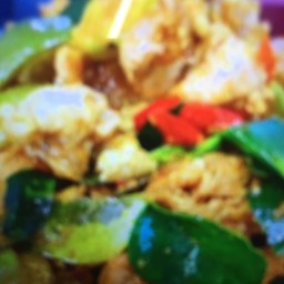 ข้าว+ผัดพริกแกงใต้ไก่กรอบ