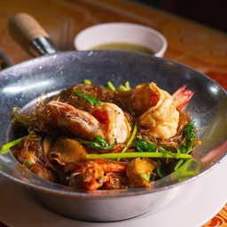 กุ้งอบวุ้นเส้น