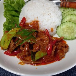 ผัดพริกแผนงหมูราดข้าว