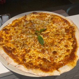 PIZZA FOUR CHEESE 🧀  original homemade pizza 🍕 