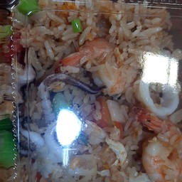 ข้าวผัดทะเล
