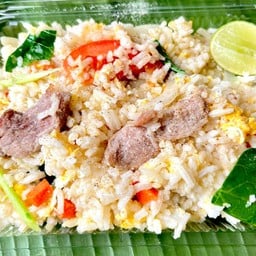 ข้าวผัดหมูหมัก