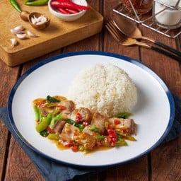 ข้าวคะน้าหมูกรอบ