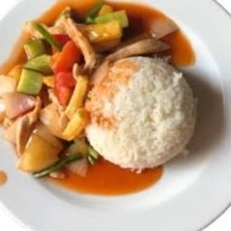 ผัดเปรี้ยวหวานราดข้าว
