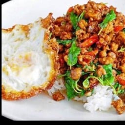 อิ่ม อร่อย