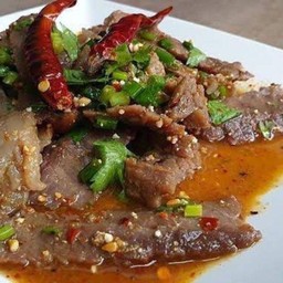 น้ำตกเนื้อ