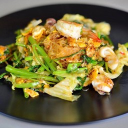 สุกี้ผัดแห้ง