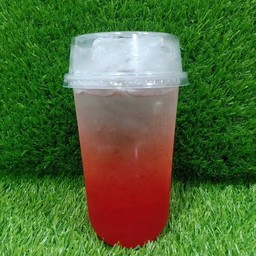 สตอเบอร์รี่โซดา