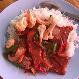 ข้าวเนื้อแดง