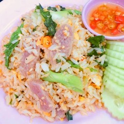 ข้าวผัดแหนม