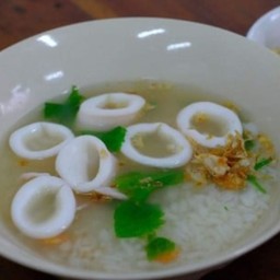 ข้าวต้มปลาหมึก