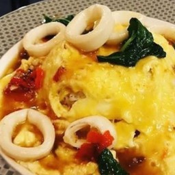 ข้าวไข่ข้น+กะเพราปลาหมึก