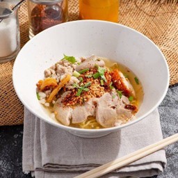 ก๋วยเตี๋ยวหมู ต้มยำ