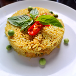 ข้าวผัดเขียวหวานไก่