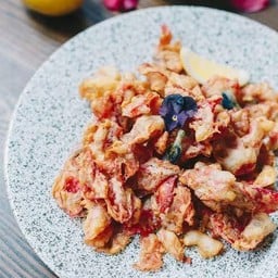 ยำดอกไม้ทอด