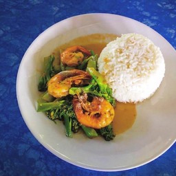 ข้าวบล็อกโคลี่ใส่กุ้ง