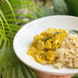 ฟักทองญี่ปุ่นผัดไข่อกไก่สับ