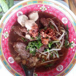 ก๋วยเตี๋ยวบ้านนางงาม
