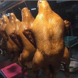 เป็ดพะโล้ ตัวละ